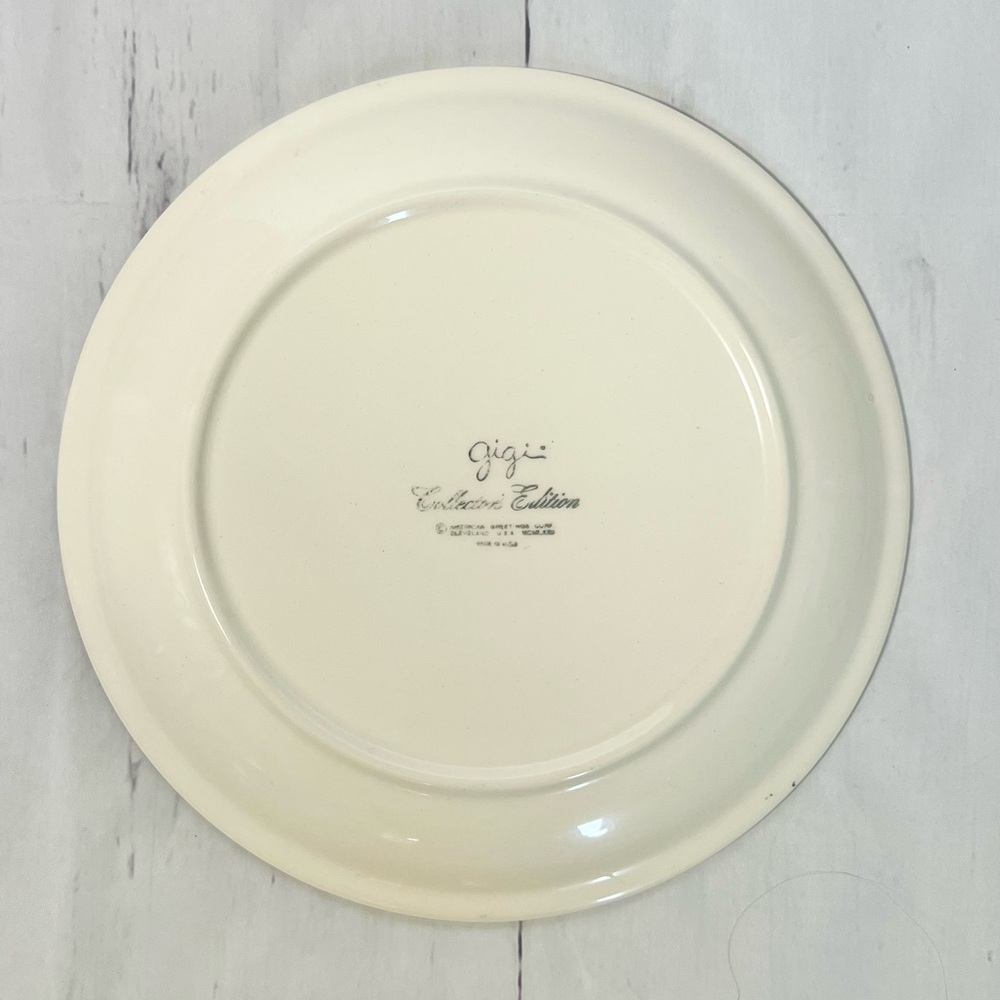 Vintage 1972 American Greetings Gigi Collector Plate Friends Are Like Flowers - Picture 4 of 4
